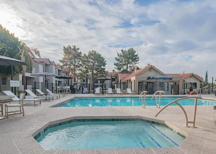 Steps To Kierland Balcony Pool Parking Wd Wifi Apartament
